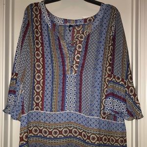 Chiffon pheasant shirt.